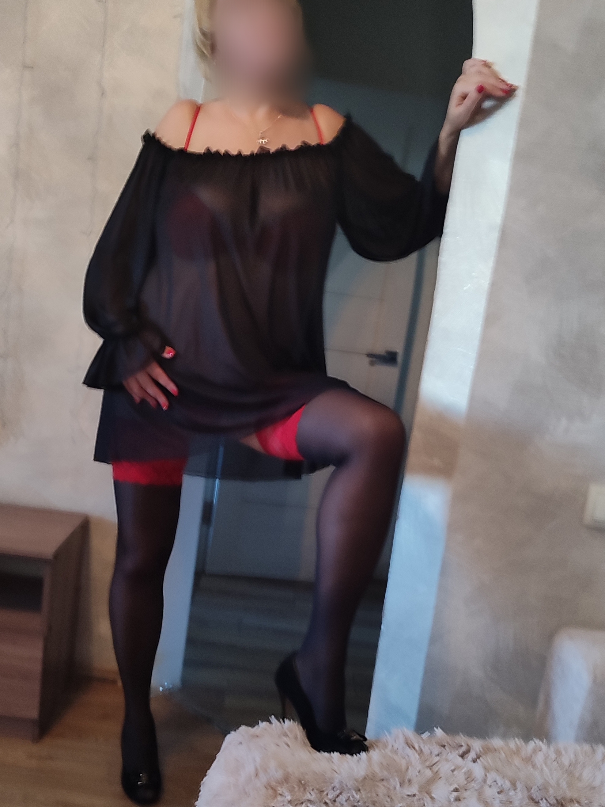 Девочка Анна мassage erotic 44 лет сделает нежно эротический массаж и пригласит к себе