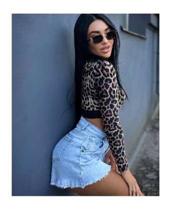 Девочка ГЕЛЯ V I P 28 лет сделает нежно фут-фетиш и пригласит к себе в Район - Центр