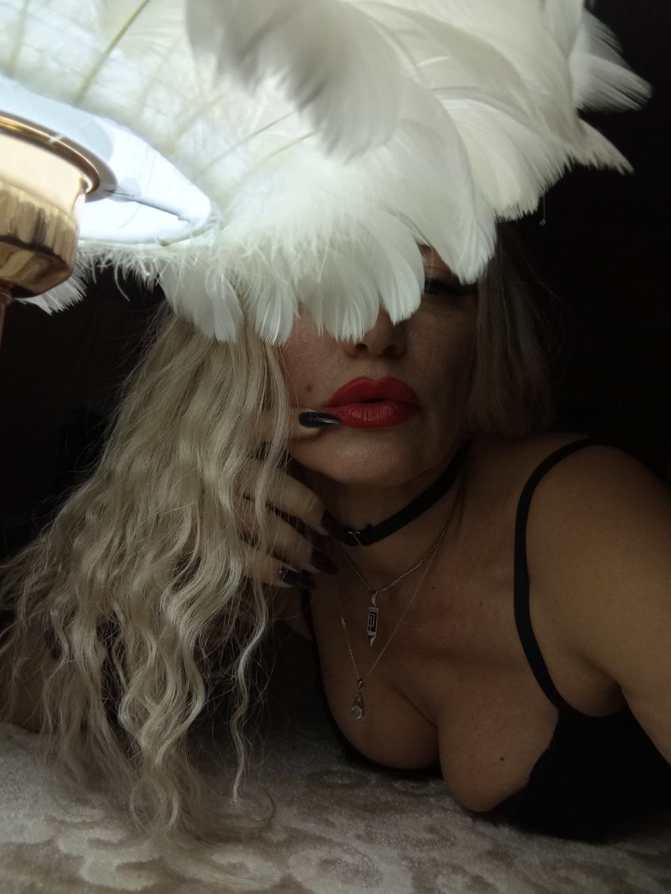 Массажистка Танюша на фото я с 2 размером груди сделает нежно расслабляющий массаж и позовет в гости