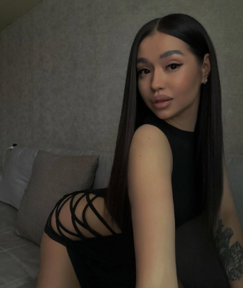 Массажистка АДЕЛЬ стройная сделает нежно золотой дождь выдача и пригласит к себе