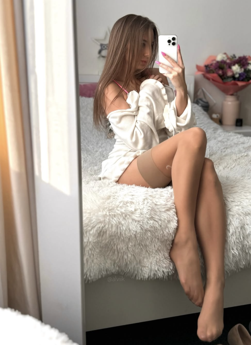 Шлюха Ася с 2 размером груди сделает качественно лесби-шоу легкое и позовет в гости