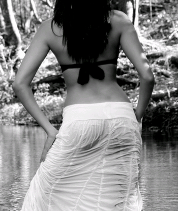 Девушка по вызову Ласковая Киса с 3 размером груди сделает с удовольствием минет без резинки и примет у себя