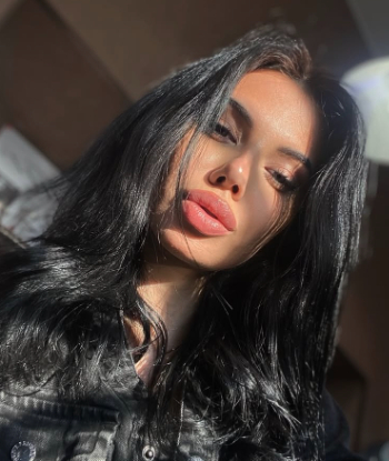 Шлюха ЛИКА стройная сделает с удовольствием стриптиз не профи и пригласит к себе