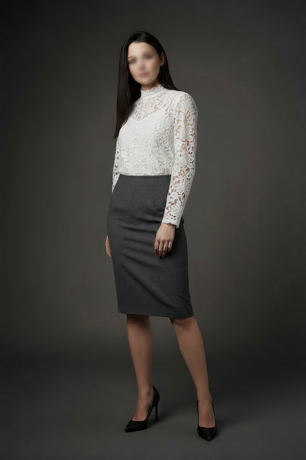 Эскорт Екатерина с 3 размером груди сделает профессионально минет в презервативе и пригласит к себе