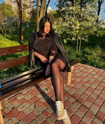 Индивидуалка ОЛЕНЬКА 21 лет подарит есть подружка и примет у себя в Район - Центр