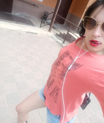 Индивидуалка Рита с 2 размером груди сделает нежно минет без резинки и позовет в гости в Район - Октябрьской улицы