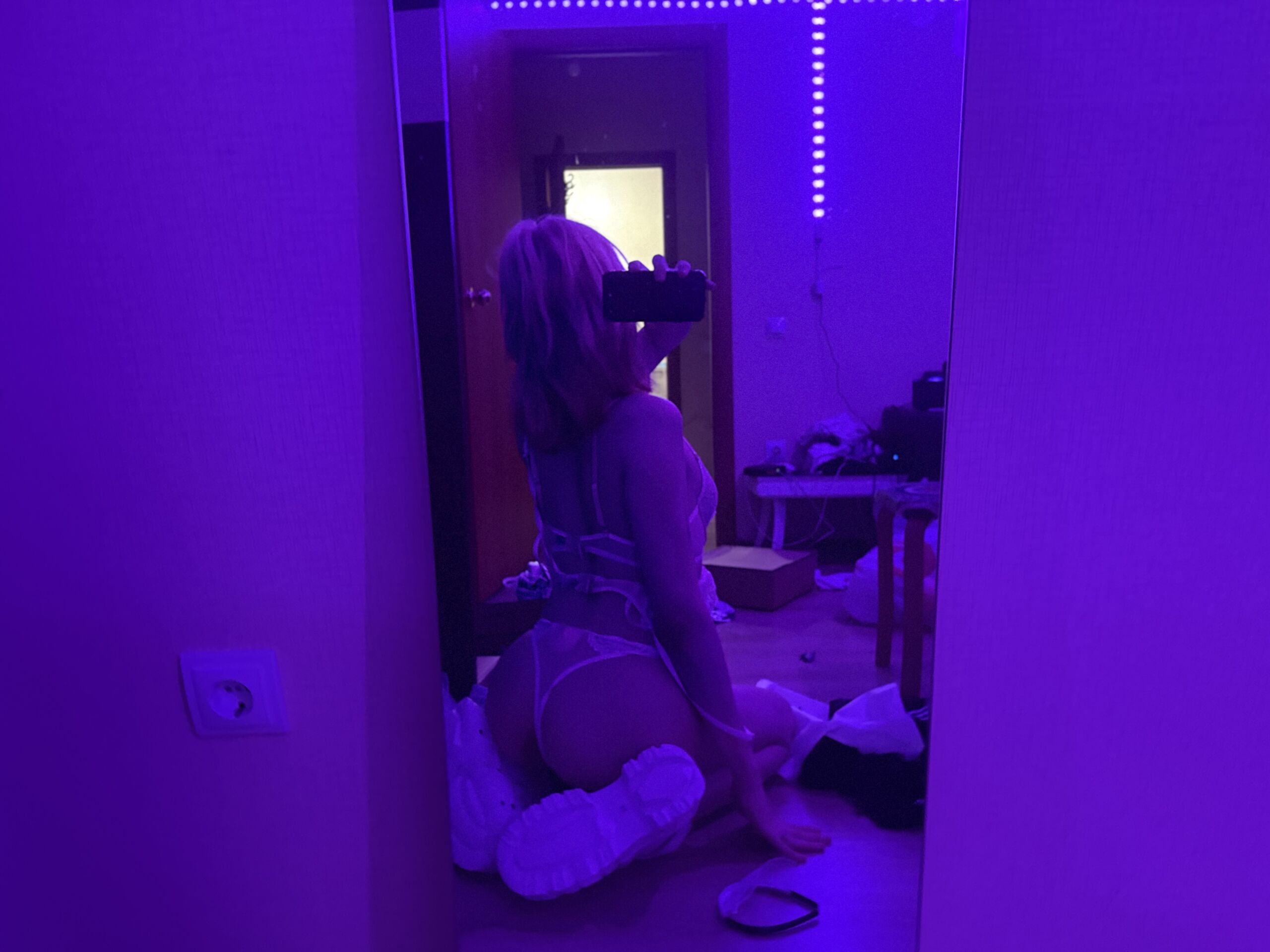 Массажистка Alisa Trans с 2 размером груди сделает нежно минет без резинки и примет у себя в Район - Ташла