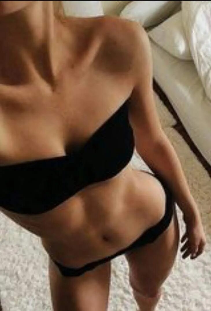 Девушка по вызову Маргарита стройная исполнит золотой дождь выдача и пригласит к себе в Район - Октябрьской улицы