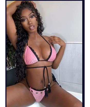 Black  Shara 24 лет сделает профессионально минет глубокий и примет у себя